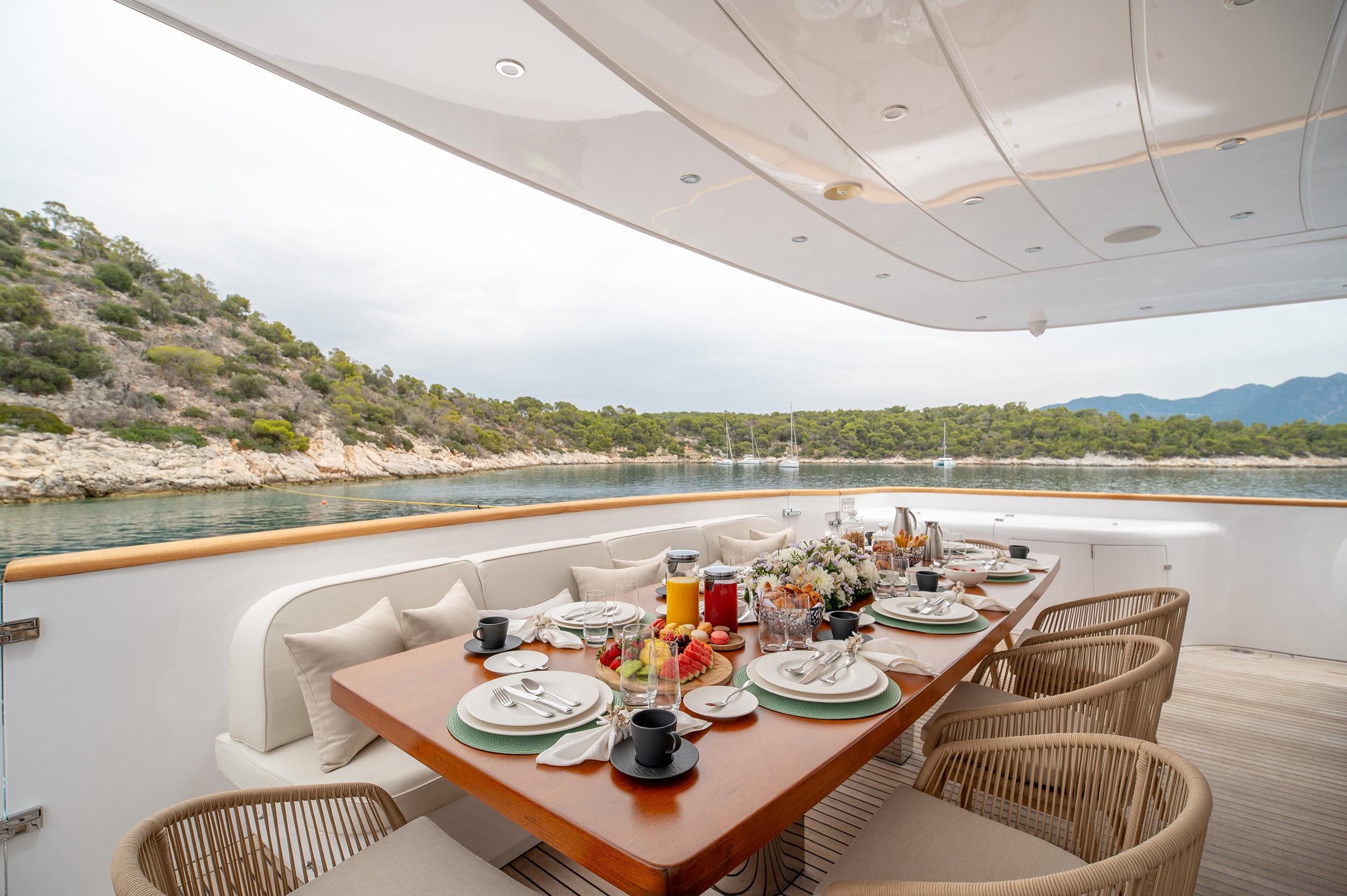 Pareaki II - interior